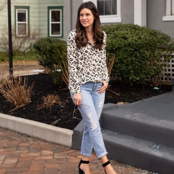 Leopard Print Blouse - Picture 3 of 4